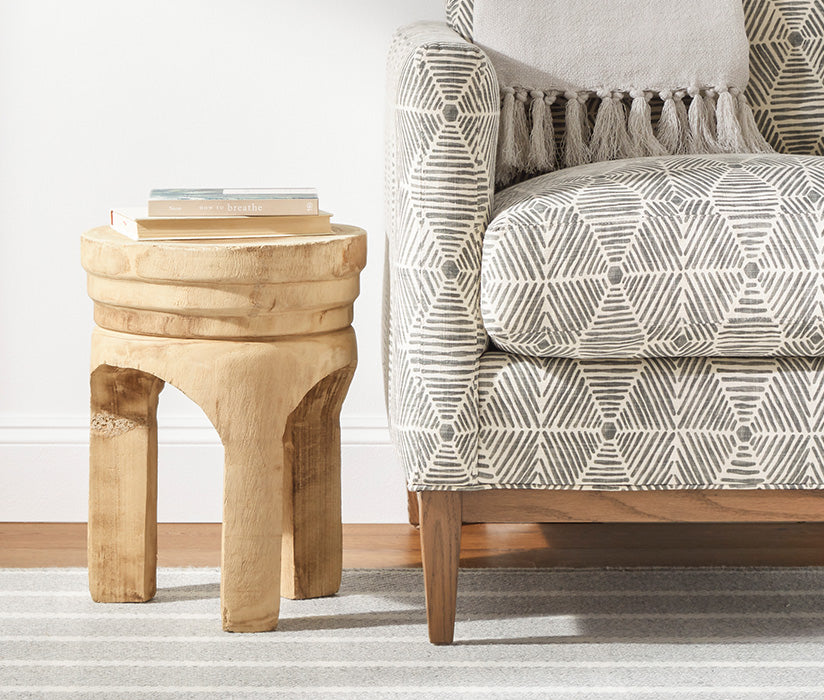 Stools & Poufs