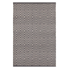 Diamond Graphite/Ivory Handwoven Indoor/Outdoor Rug