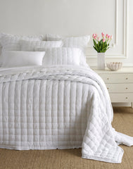 Lush Linen White Puff